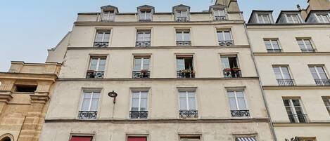 Apartment | Exterior