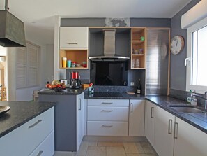 Fridge, microwave, dishwasher