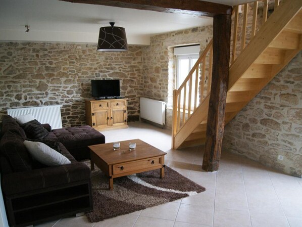 Télévision, table de tennis de table