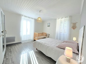 2 bedrooms, free WiFi