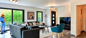 Large modern house in Marcq-en-Barœul, near Lille, garden, pets allowed