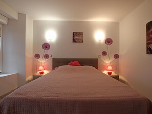 4 bedrooms, free WiFi