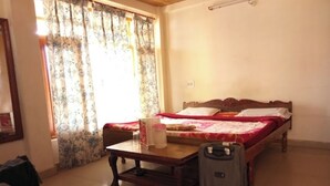 Unclassified image, 2 of 5, button - Hotel Aaditya (Kullu)