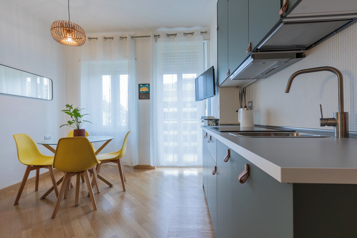 Studio, balkon | Privékeuken | Een espressoapparaat, een waterkoker