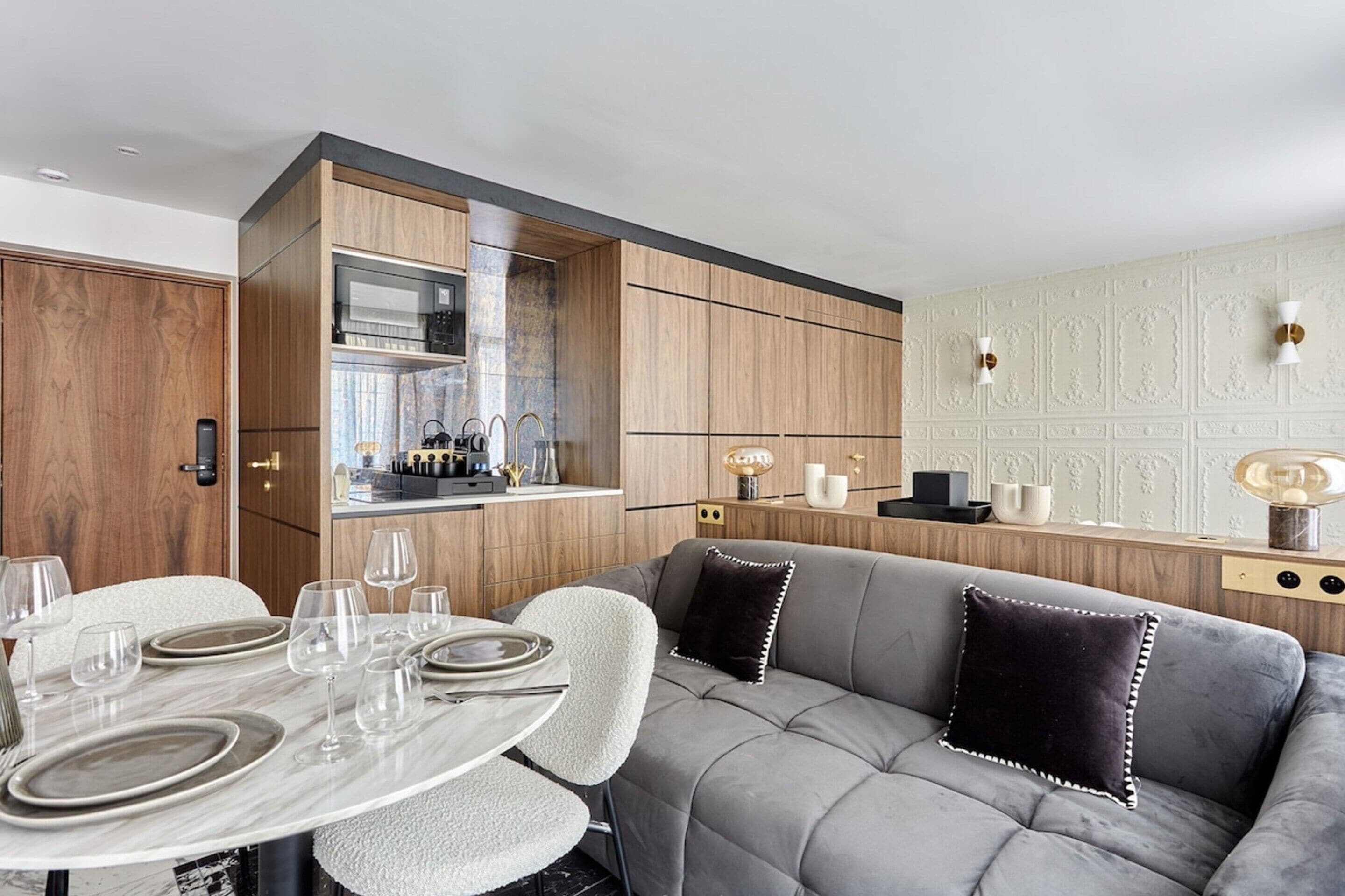 Magnificent and new Studio Louvre - Palais Royal Reviews, Deals