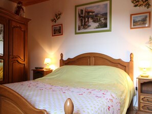 3 chambres, accès au Wi-Fi (inclus)