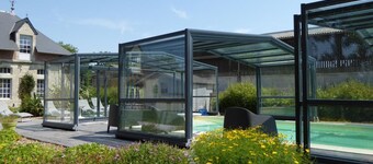 Charming 19th-century house with pool and billiards