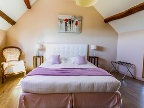 2 bedrooms, free WiFi, bed sheets