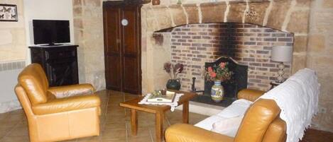 Fernseher, Tischtennisplatte