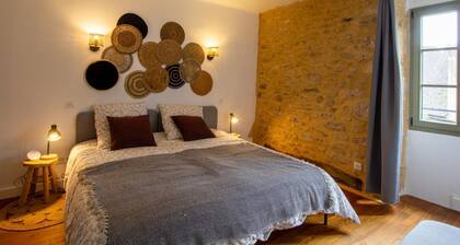 Air-conditioned house with garden in the heart of Sarlat