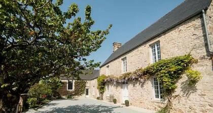 Maison de luxe avec piscine intérieure et jardin en Normandie