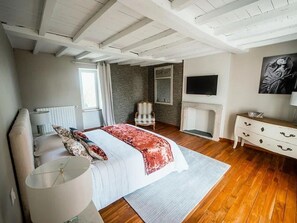 3 bedrooms, free WiFi