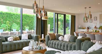 Luxueuse villa rĂ©novĂ©e avec parking et climatisation Ă Marcq-en-BarĆul