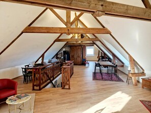 Interior - Spacious house with sea view, fireplace and garden (La Hague)