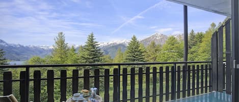 Family Apartment, Multiple Bedrooms (Appartamento Bellevue Richardette) | Outdoor dining