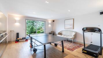 Villa | Games room
