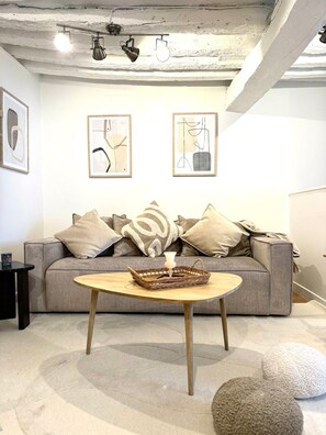 Apartment | Living area