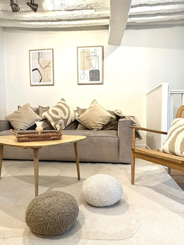 Apartment | Living area