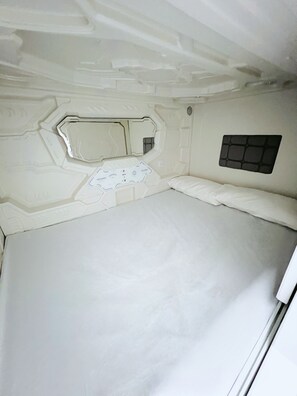 Free WiFi - Hostel Space Capsule (Madrid)