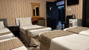 Family Room | Iron/ironing board - Retaj Al Rawda (Madinah)