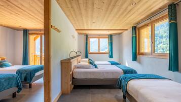 4 chambres, fer et planche Ă repasser, draps fournis