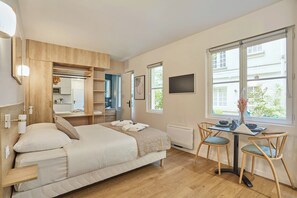 Ferienhaus | Laptopgeeigneter Arbeitsplatz, Bügeleisen/Bügelbrett, Bettwäsche