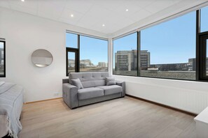 TV, offices