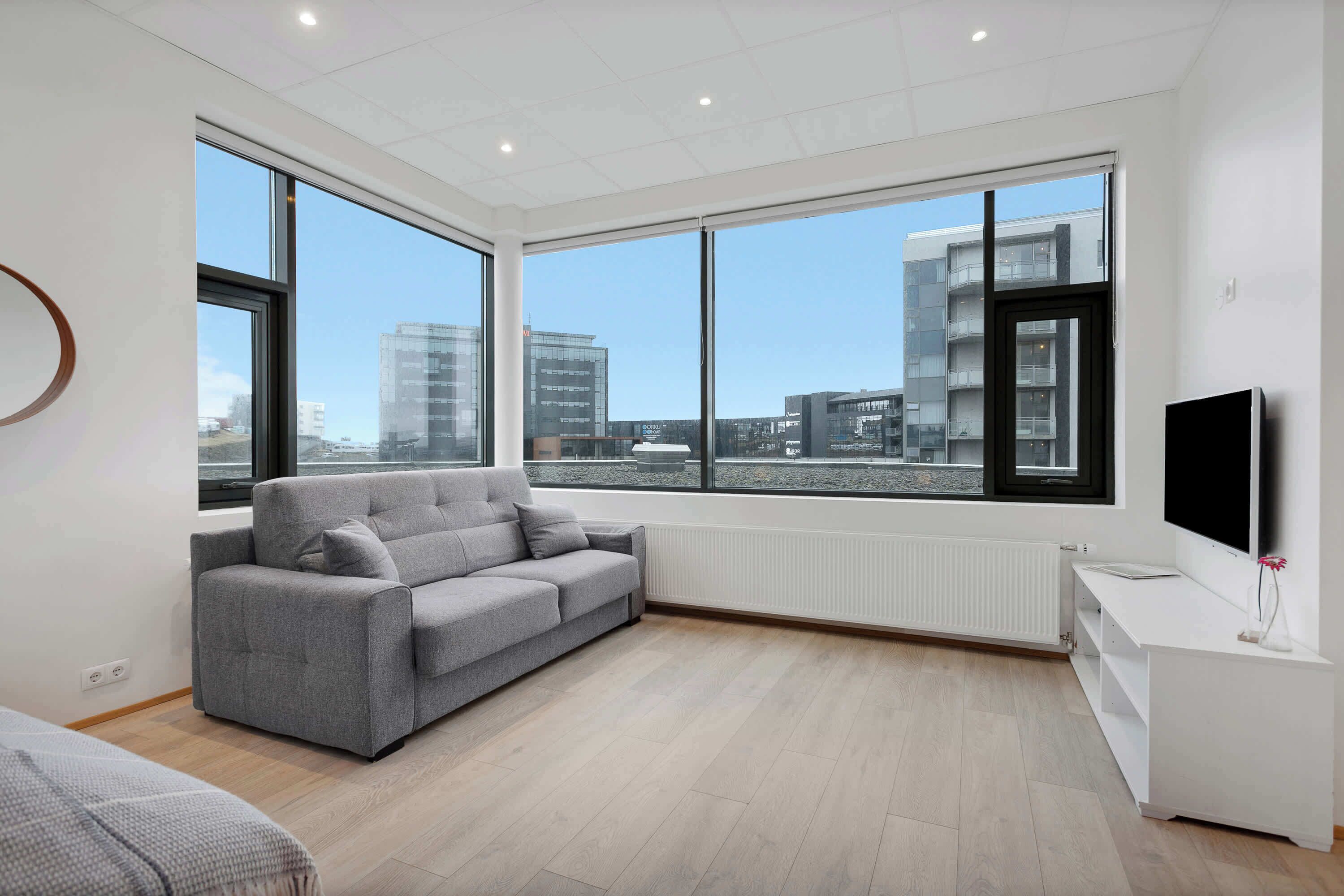 TV, offices