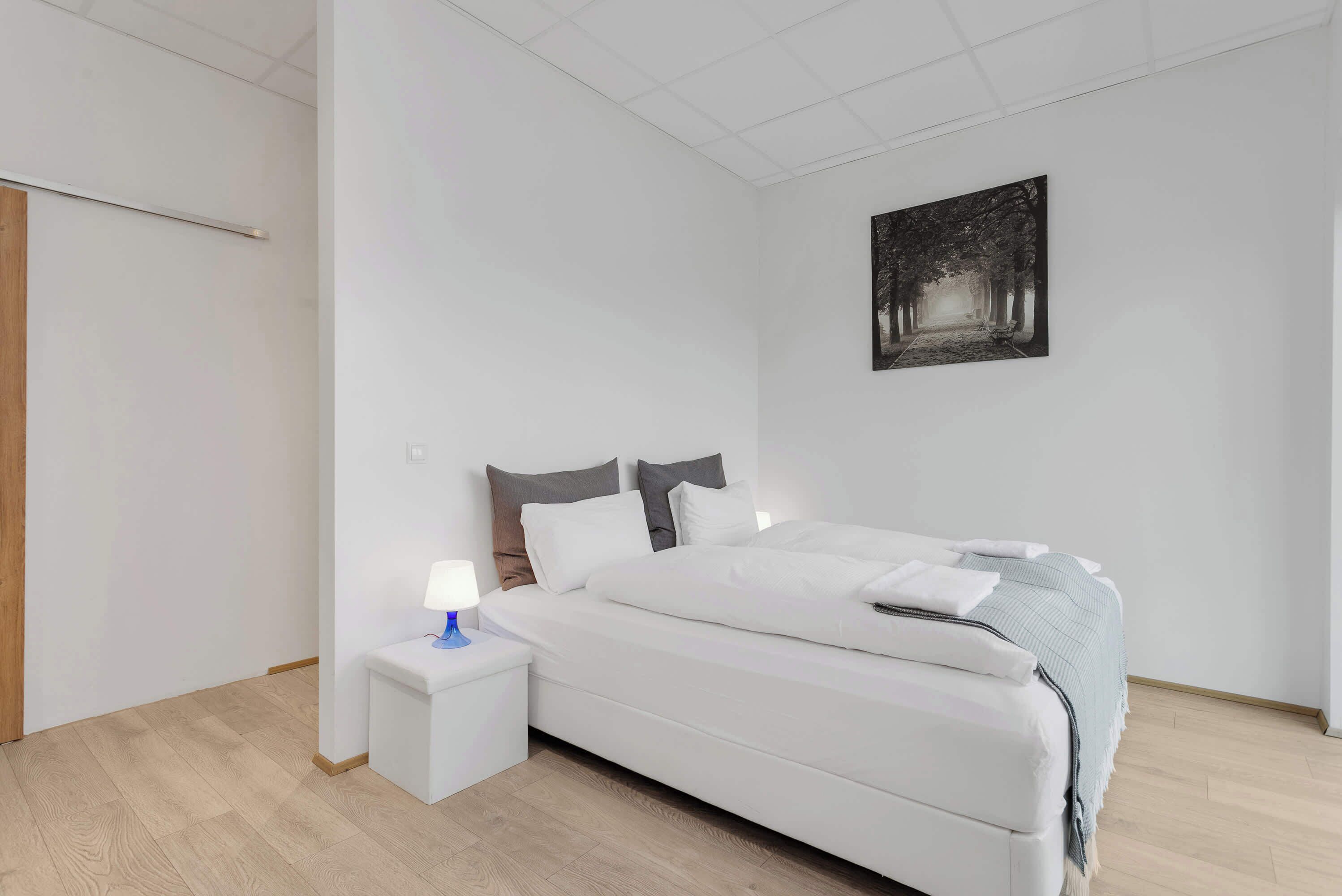 1 bedroom, WiFi, bed sheets