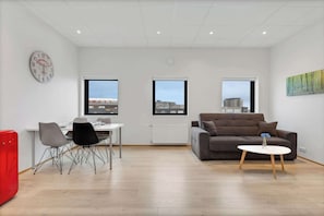TV, offices