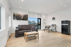 TV, offices