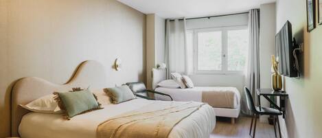 Apartment | 1 bedroom, laptop workspace, iron/ironing board, bed sheets