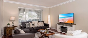 25% OFF Monthly / Pool • Jacuzzi • 3BR