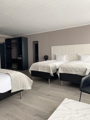 Bureau, Wi-Fi, draps fournis
