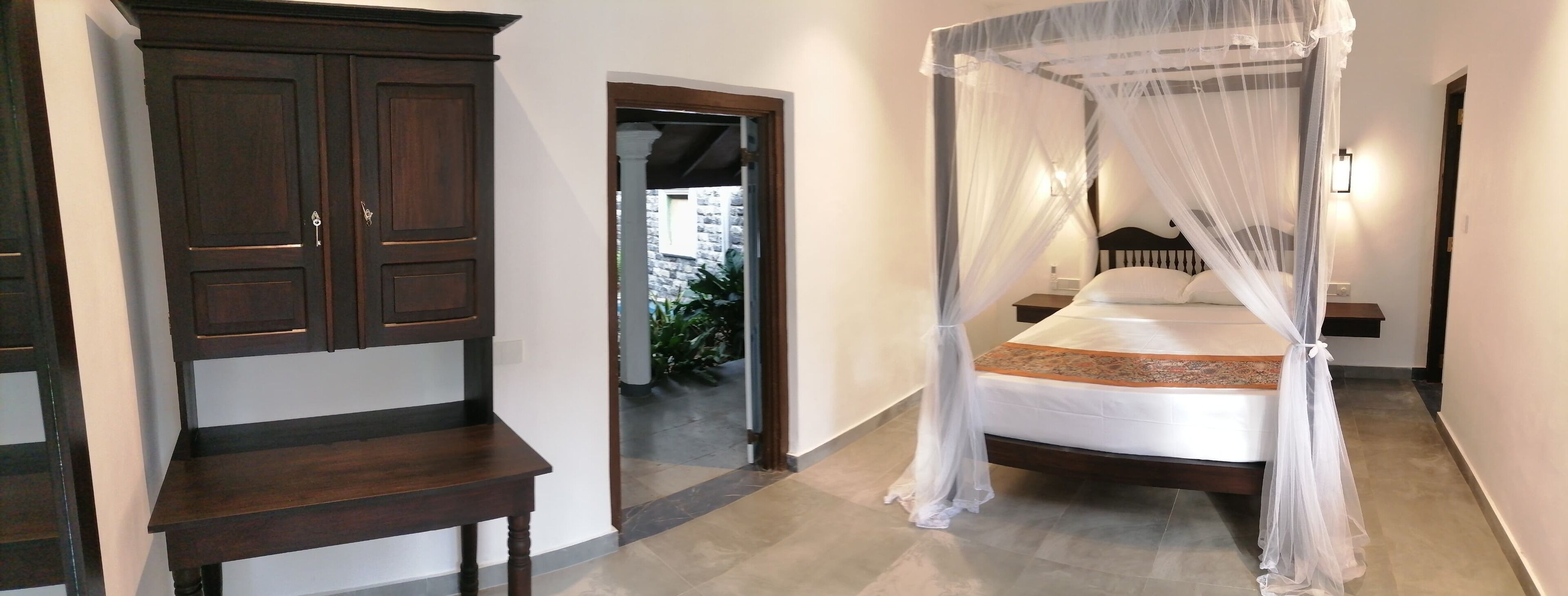 Classic Room, Garden View | Desk, laptop workspace, iron/ironing board, free WiFi