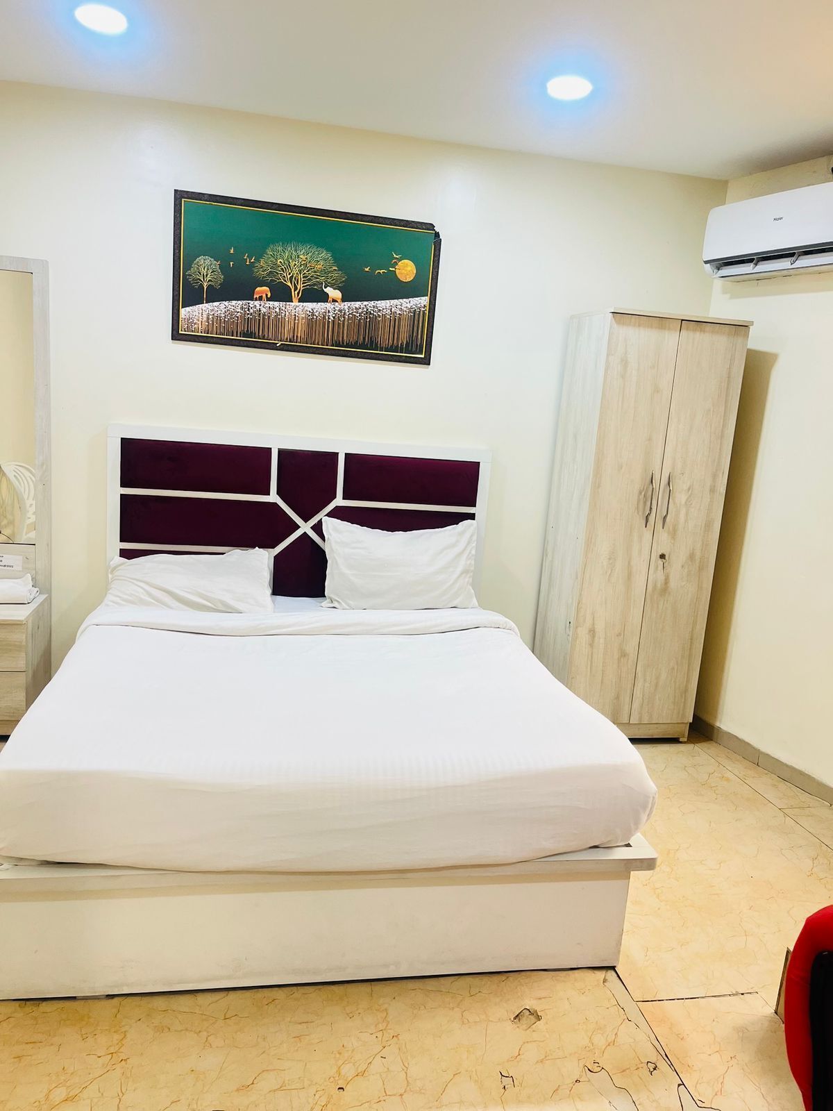 Deluxe Room With City View | Hypo-allergenic bedding, soundproofing, free WiFi, bed sheets