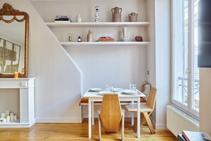 Apartment | Dining