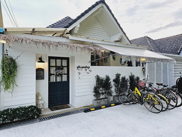 Front of property - Little Latte House (Chalong)