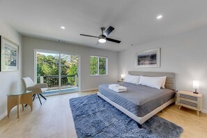 8 bedrooms, WiFi - Jack– NEW Modern 4-Level Luxury Retreat in Innsb (Helen)