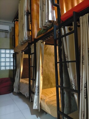 Desk, free WiFi, bed sheets