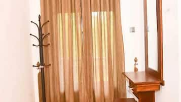 Deluxe Double Room, Balcony, Garden View | Free WiFi