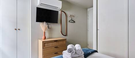 アパートメント | 1 室のベッドルーム、アイロン / アイロン台、ベッドシーツ