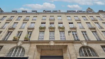 Apartment | Exterior