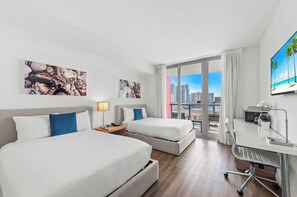 Desk, iron/ironing board, WiFi, bed sheets