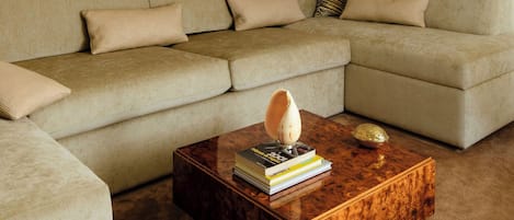 Apartment | Living area