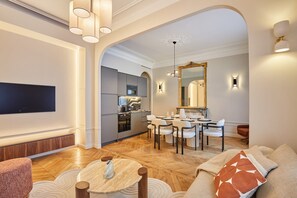 Apartment | Living area - Amazing Apartment Saint Germain des Pres With A-C (Paris)