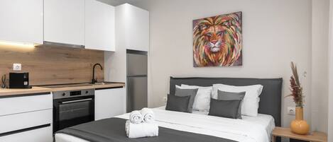 Deluxe Studio 25m2 | Decoración individual, mobiliario individual, cunas (de pago)