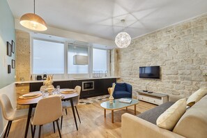 Apartment | Interior - Apartment Eiffel Tower Invalides (Paris)