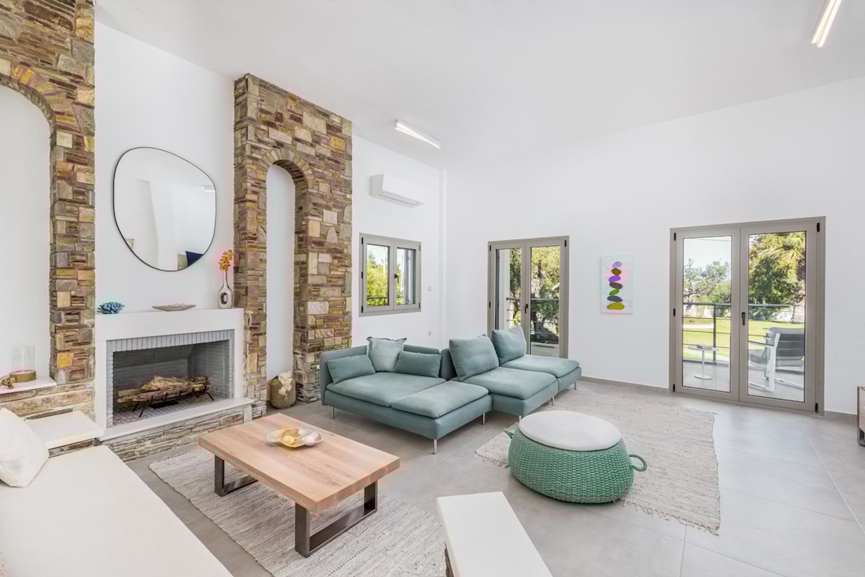 6 habitaciones y escritorio 