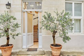 Apartment | Exterior detail